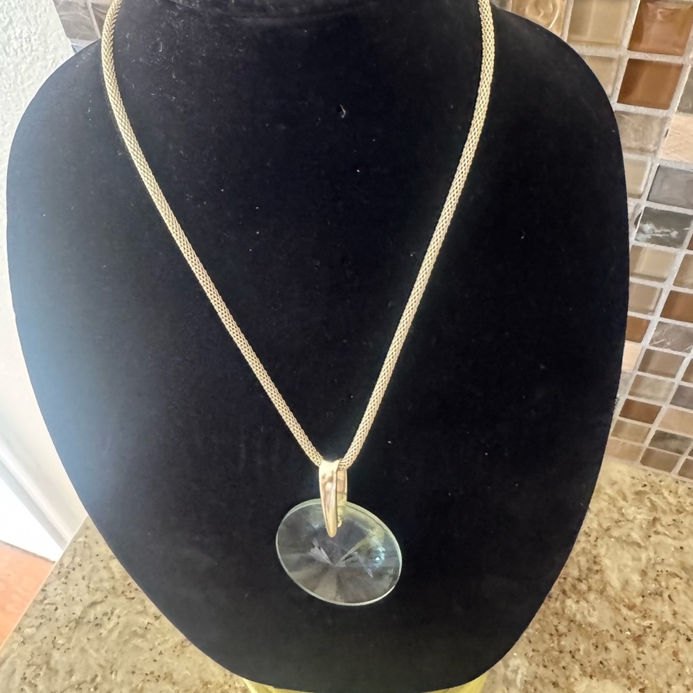 Kendra Scott Gold and Clear Pendant Necklace New without tags